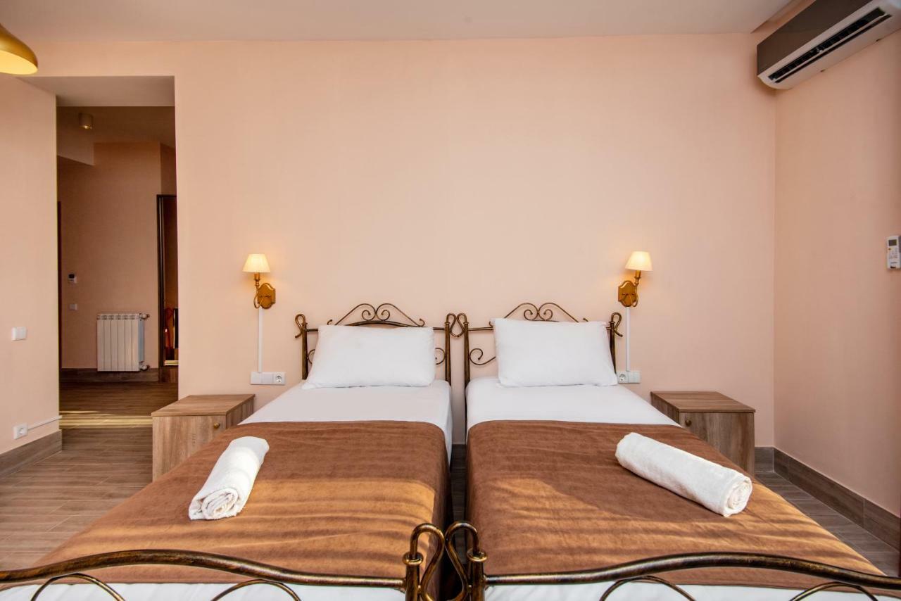 Tonusi Luxe Hotel In The Historic City Center Tbilisi Eksteriør billede