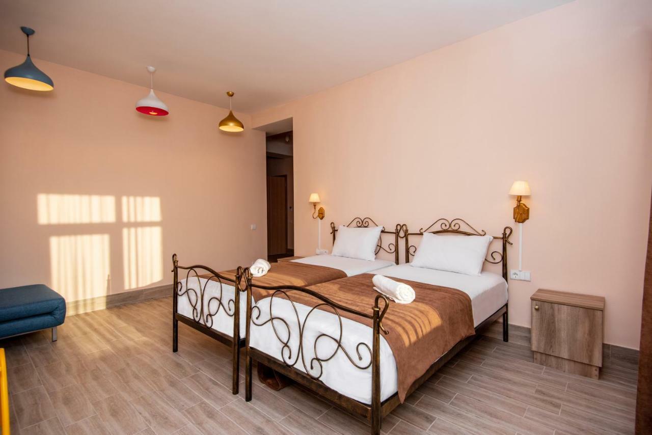 Tonusi Luxe Hotel In The Historic City Center Tbilisi Eksteriør billede
